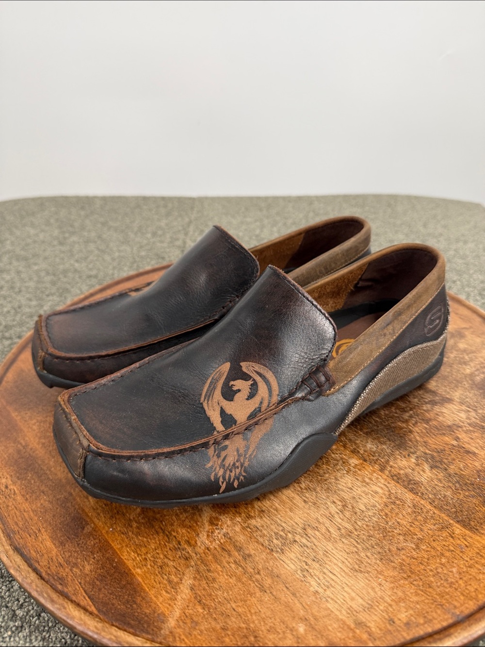 Skechers Shoes Mens 7 Brown Leather Slip-On Loafers Phoenix Slip On